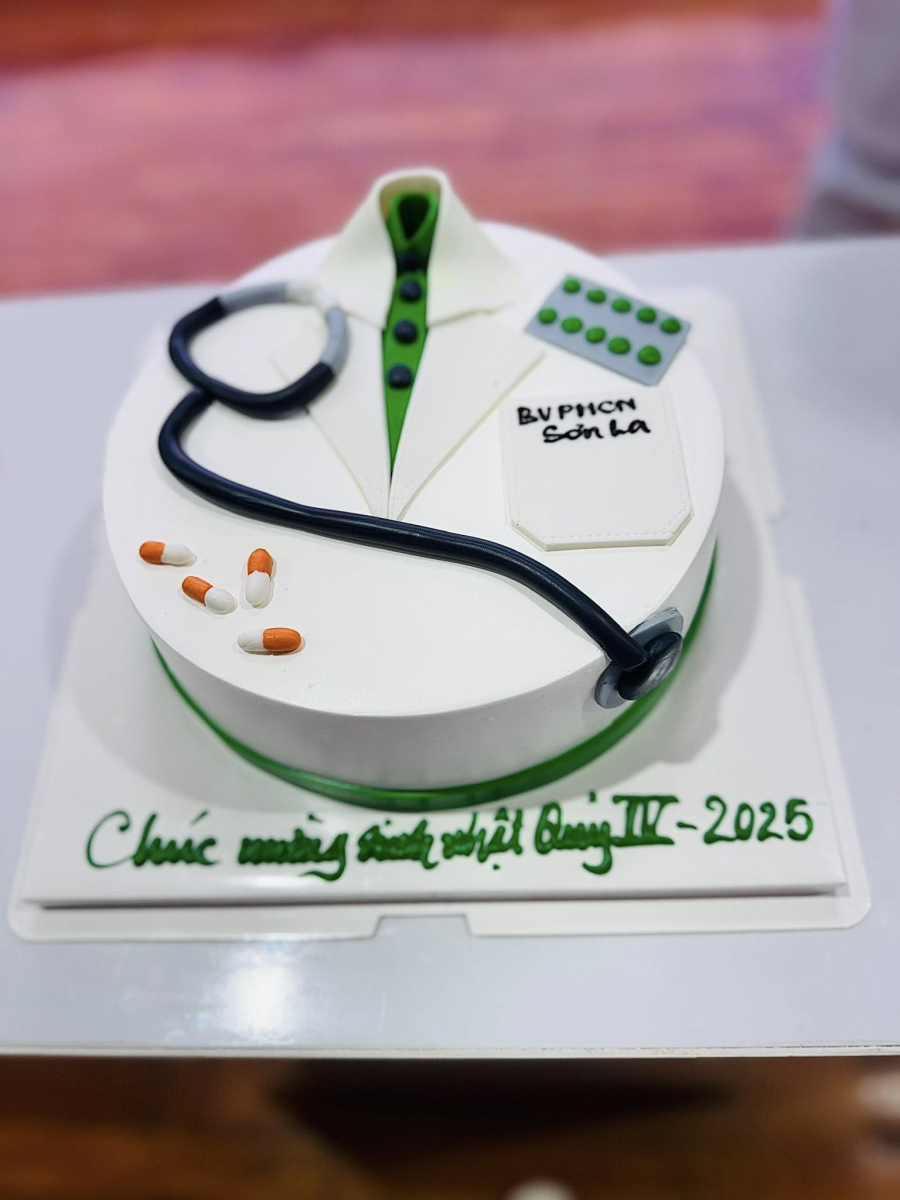 CÔNG ĐOÀN BỆNH VIỆN PHỤC HỒI CHỨC NĂNG TỔ CHỨC SINH NHẬT CHO ĐOÀN VIÊN CÔNG ĐOÀN & NGƯỜI LAO ĐỘNG QUÝ IV/2025